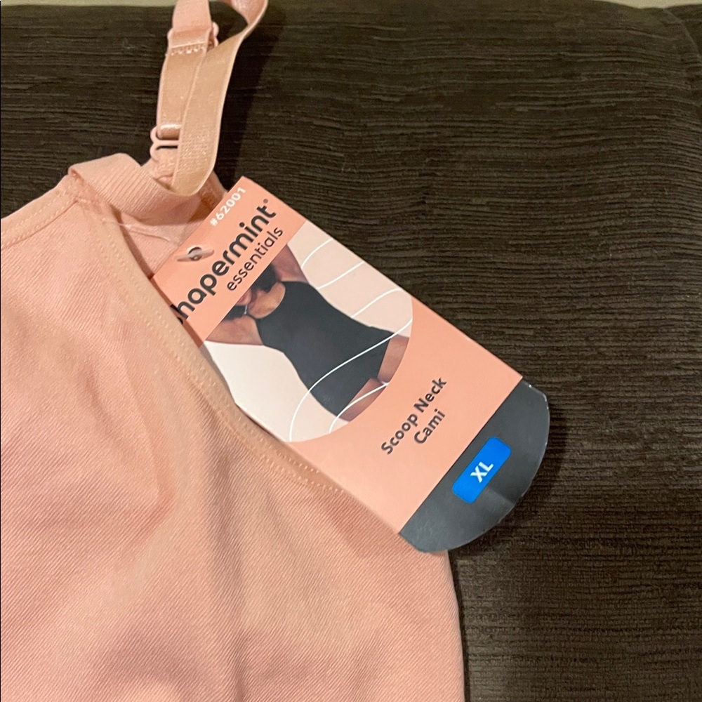 Shapermint Essentials Scoop Neck Cami - Soft Pink